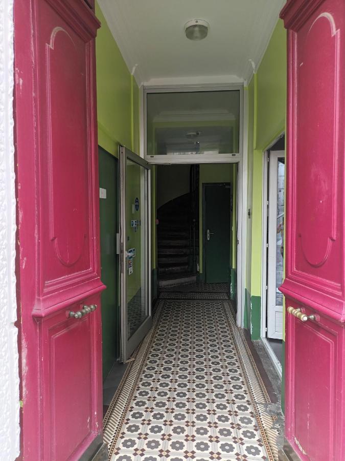 Hotel Azur Montmartre Париж Екстериор снимка